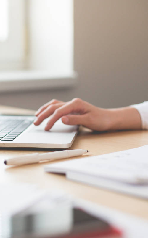 Opération de secrétariat et prise de note au clavier